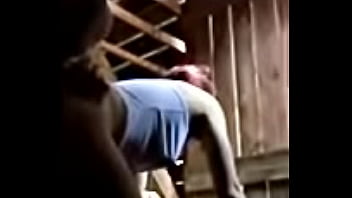 Jess Auf Der Terrasse Vom Nachbarn Gefickt - Mann Schläft Hinter Der Terrassentür