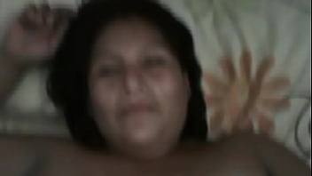 Cachando A La Vieja..... Mientras El Marido Trabajando