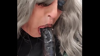 Aqualina Deepthroats Black Dildo