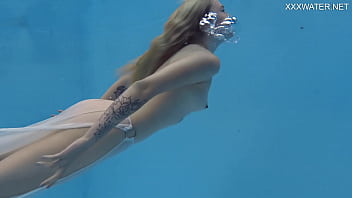 Mimi Cica Surprises You Once Again