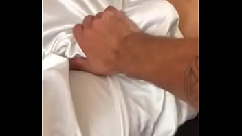 Pajeando A Mi Amigo En Shorts