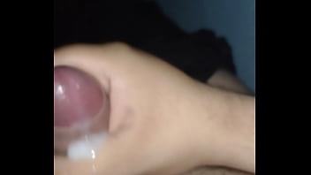 Mucha Calentura Y Se Baja El Calor Con Una Paja