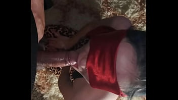Blindfold Blowjob Fun With Silky