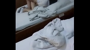Địt vợ y_u d_m đãng