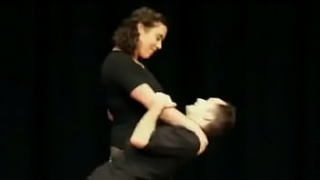 Lift And Carry Human Overhead Press-4-2