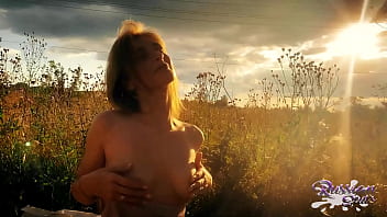 Beautiful Girl With Natural Tits Fingeering Her Pussy In Nature