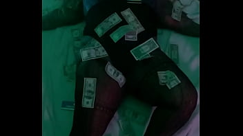 I Like Rubbing My Nipples While Y_all Watch Me !!