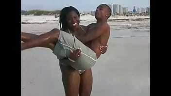 Austn And Sarah - Strong Girl