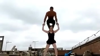 Lift And Carry Human Shoulder Lift