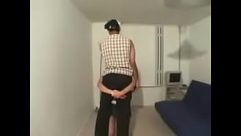 Jen-lifting-ron-clip3