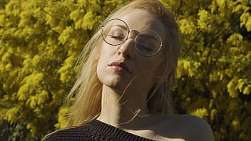 Sexy Bff' Nat Portnoy And Alyssia Kent Share A Thick Cock At Mountain Cabin Retreat Gp2054