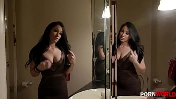 Jennifer White Takes Revenge On Cheating Husband By Fucking His Friend Gp1970