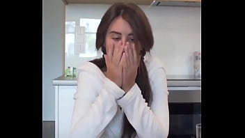 Pagando Una Apuesta - chica, amo - Video 1453346