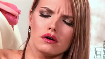 Fingering To A Golden Stream!