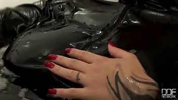 Sexy Bath In Latex