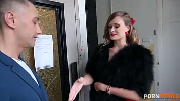 British Pornstar Honour May Gets A Cock And Dripping Icicle For Breakfast Gp1255