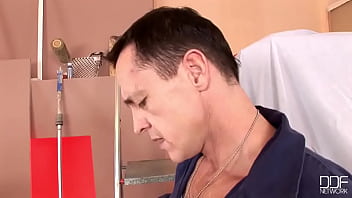 She Sucks His Big Cock Nicely!