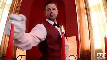 The Butler Serves His Beef!