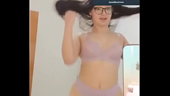 Dani Shakes Her Ass For You Sc Daniellaxshows