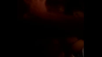 Una Linda Morena Con Estilo De Roquera Es Cogida En Casa De Su Amigo