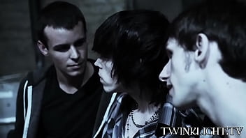 Naughty Twinks Tyler Bolt And Alex Todd Anal Fuck In 3some