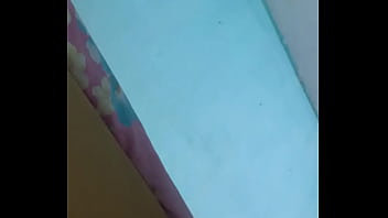 Grabo A Esta Puta Sin Que Se Dé Cuenta