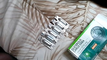 Supposte Di Glicerina Spinte Nel Culo Con Un Vibratore