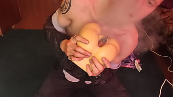 I Like To Smoke And Lick Pussy