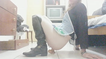 A Gata De Avental - Diarista Putinha