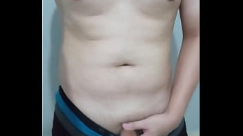 Novinho Mostrando O Pauzão