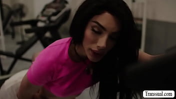 Sexy Shemale Barebacked By Her Gym Buddy