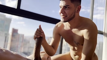 Andy Rodriguez Enfiou Tudo Os 25 Cm No Meu Cuzinho