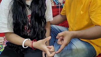 18 साल की फूल जैसी नाजूक कामवाली लड़की के साथ नाजायज रिश्ता बनाकर अपनी हवस बुझाई - Outdoor-amateur-big-ass-indian-amateurs-desi-big-tits-big-cock-big-dick-big-boobs-anal-sex