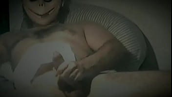 Momo Se Toca La Polla