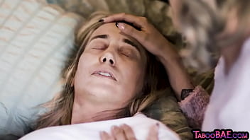 Teen Stepdaughter Anally Helps Her Stepdad To Move On