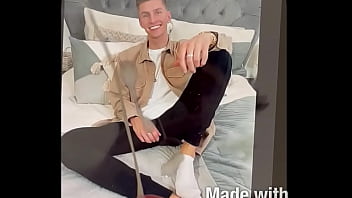 Wank Tribute Lee Hinchcliffe