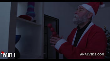 Fuck, This Ain_t Normal Christmas #1 Wet, Mad House, Balls Deep Anal, Dap, Gapes, Pee Drink, Buttrose And Creampie Gio1671