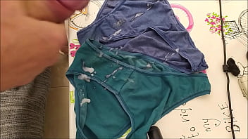 Corrida En Bragas De Mi Mujer 228