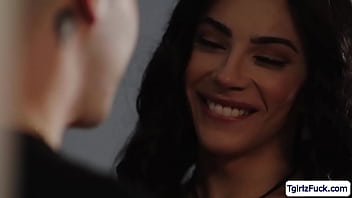 Tall Brunette Tbabe Ariel Demure Hardcore Bareback Anal Ride