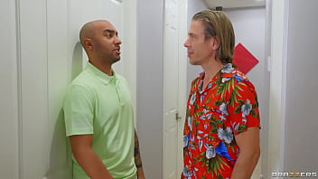 Helping Hands Horny Milf Part 2 - Asteria Diamond, Slimthick Vic / Brazzers / Full Video