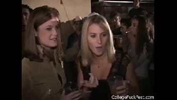 Petite Coed Teen Licked Out And Pussy Fingered