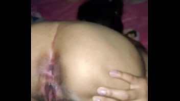 La Pongo En Cuatro Y La Estímulo Para Después Penetrarla