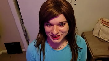 Taylor Diamond Sucks Cock And Swallows Like A Good Girl