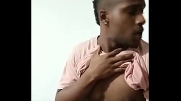 Me Pajeo A Escondidas