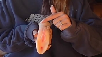 Pussy Licking Tutorial - With Roxy Fox