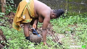 My Neighbor Offered To Fuck Me Before Giving Me Some Vegetables From His Garden