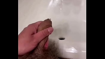 Jefe Se Corre En El Baño