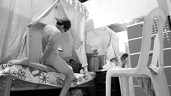 No Sabia Que El Marido De Mi Madrastra Habia Dejado Una Camara De Seguridad En La Cama Y El Desgraciado Nos Grabo Teniendo Sexo!! Porno Real Casero Gratis Y Exclusivo