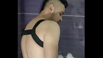 Vienes A Mi Bañera - gay, colombia, medellin - Video 1589915