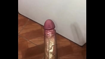 Eyaculando Mucha Leche